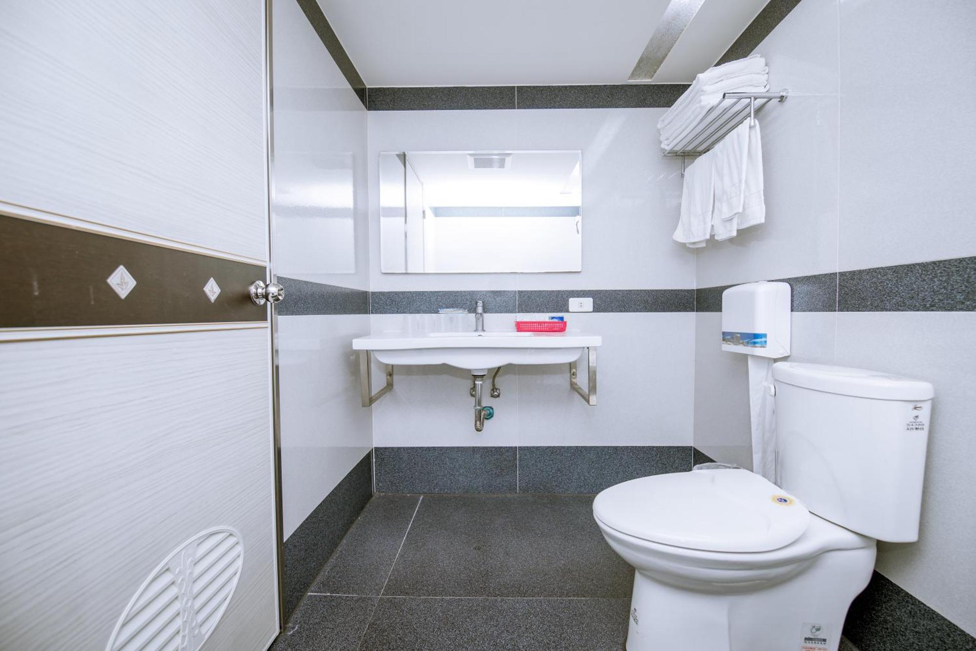 Guide Hotel Taoyuan Fuxing الغرفة الصورة