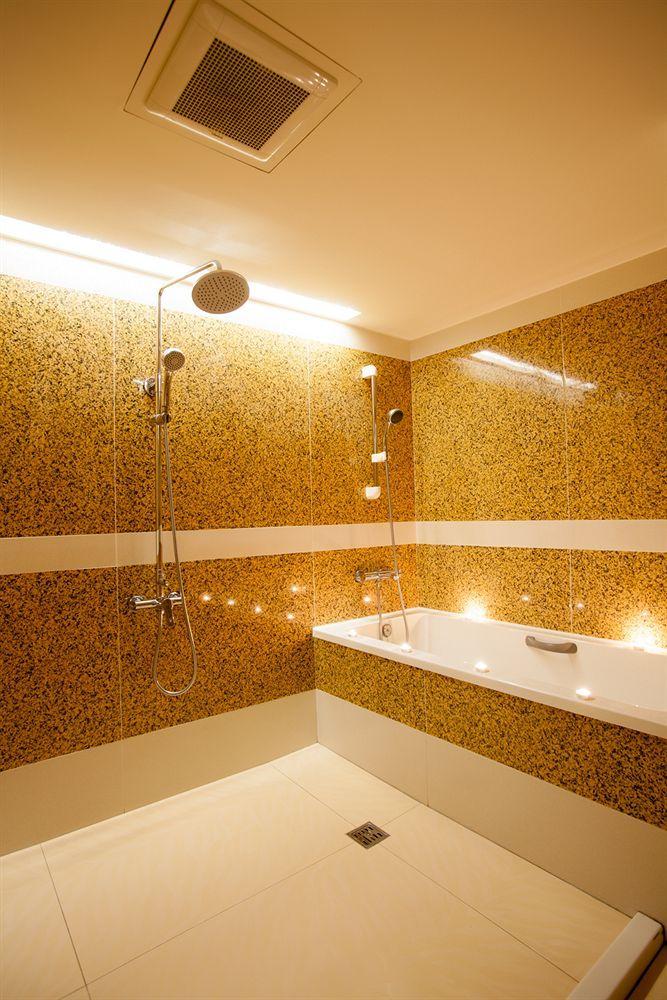 Guide Hotel Taoyuan Fuxing المظهر الخارجي الصورة
